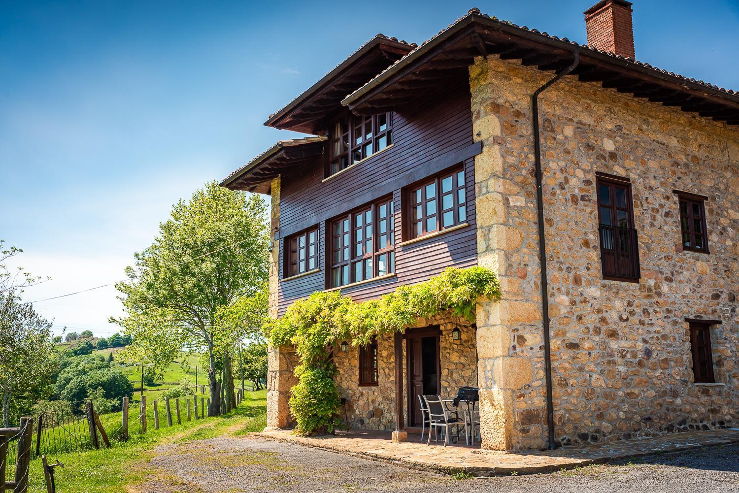 La Casona De Sovina Guest House Piloña Eksteriør bilde